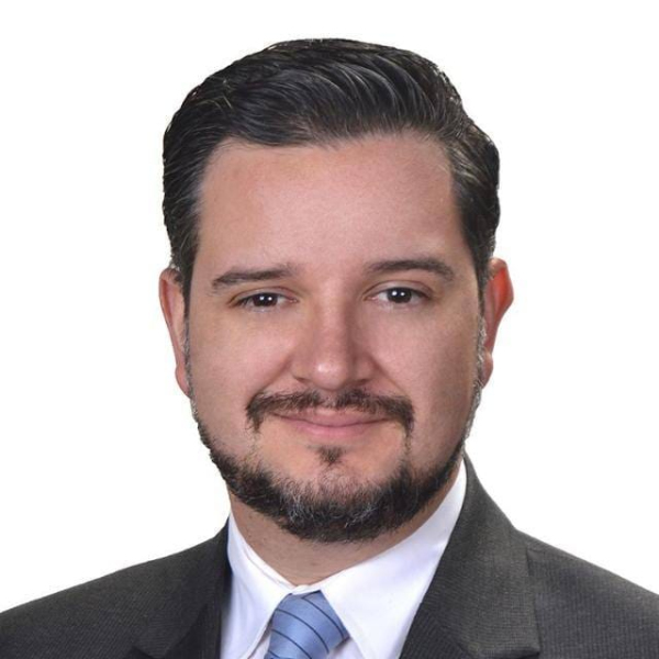 Eduardo Paiz