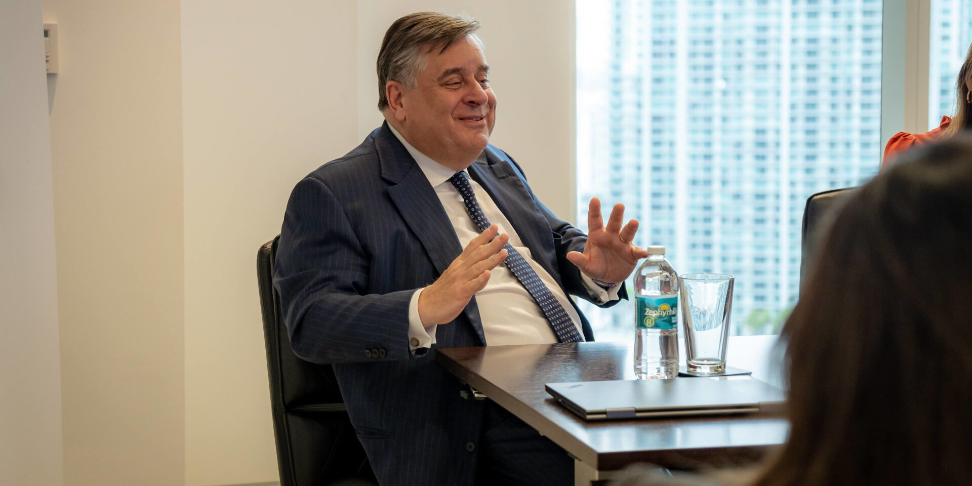 rol-socio-firma-global-hogan-lovells